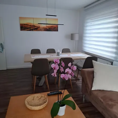 アパート Zu Den Weinbergen *