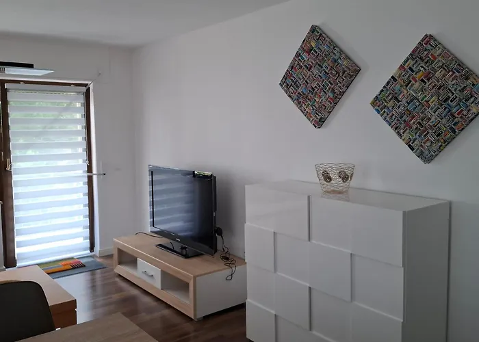 Zu Den Weinbergen דירה